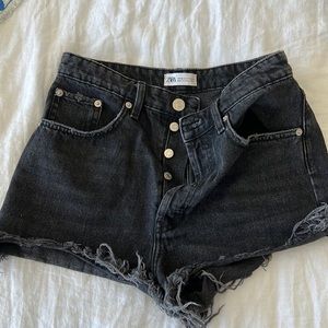 Zara jean Jean shorts size 6